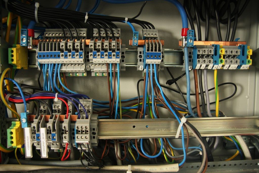 instalacje-elektryczne